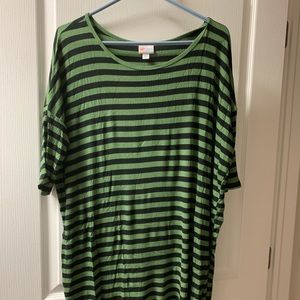 Excellent condition XL Lularoe Irma